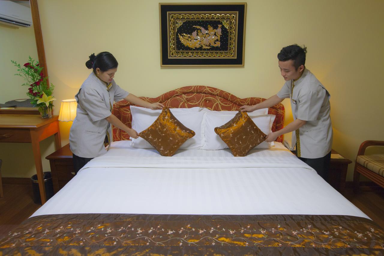 Grand Palace Hotel Янгон Экстерьер фото