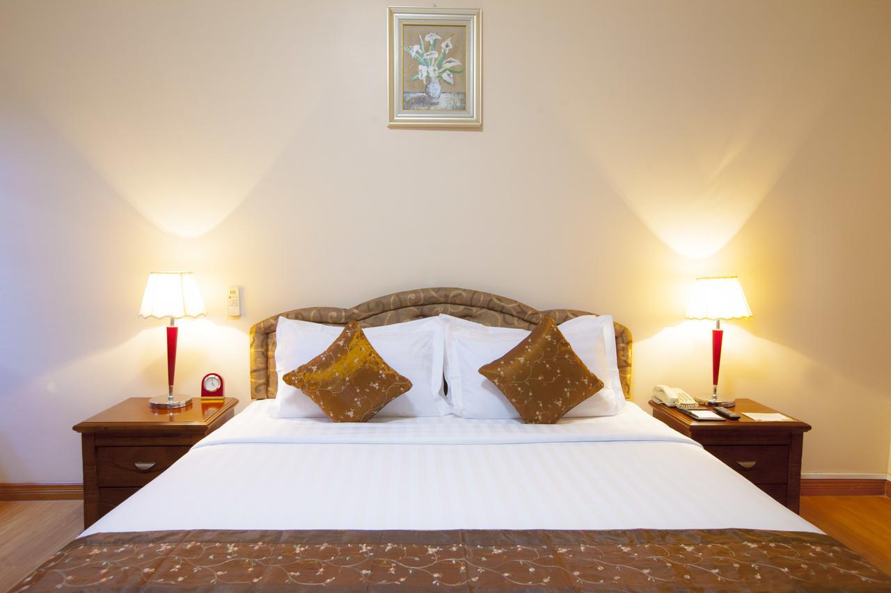 Grand Palace Hotel Янгон Экстерьер фото