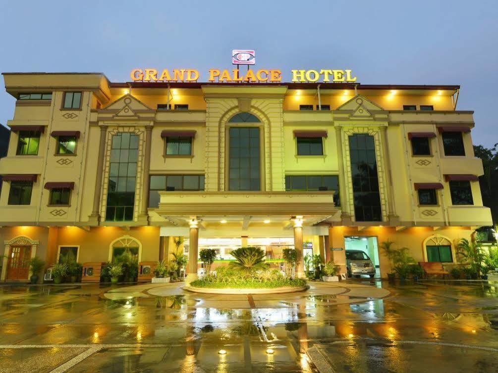 Grand Palace Hotel Янгон Экстерьер фото