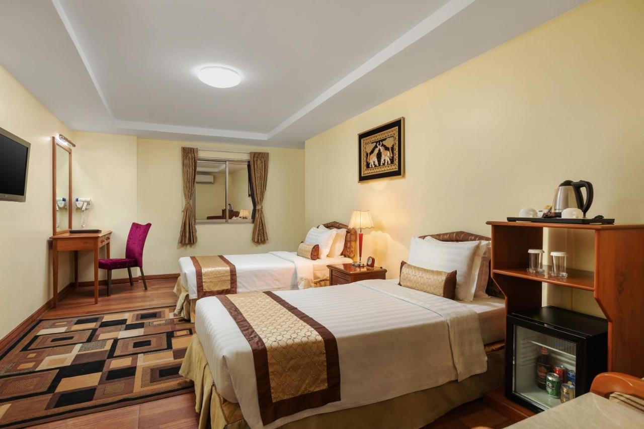 Grand Palace Hotel Янгон Экстерьер фото